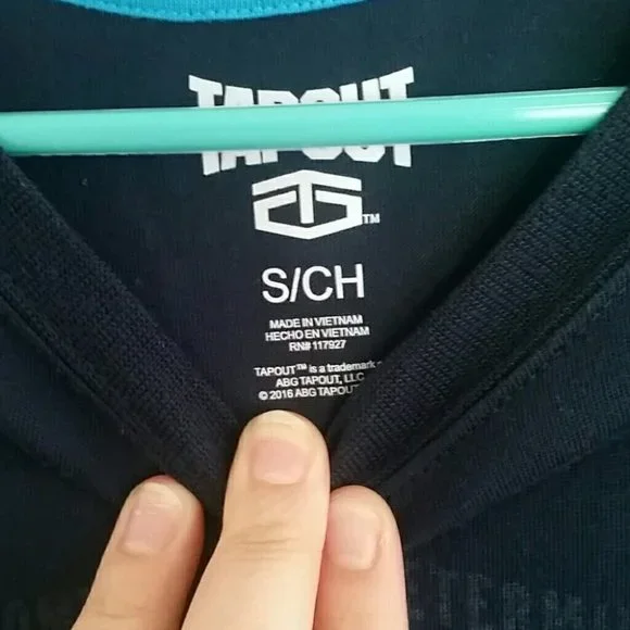 Men's Tapout Graphic TShirt Moisture - Picture 3 of 7